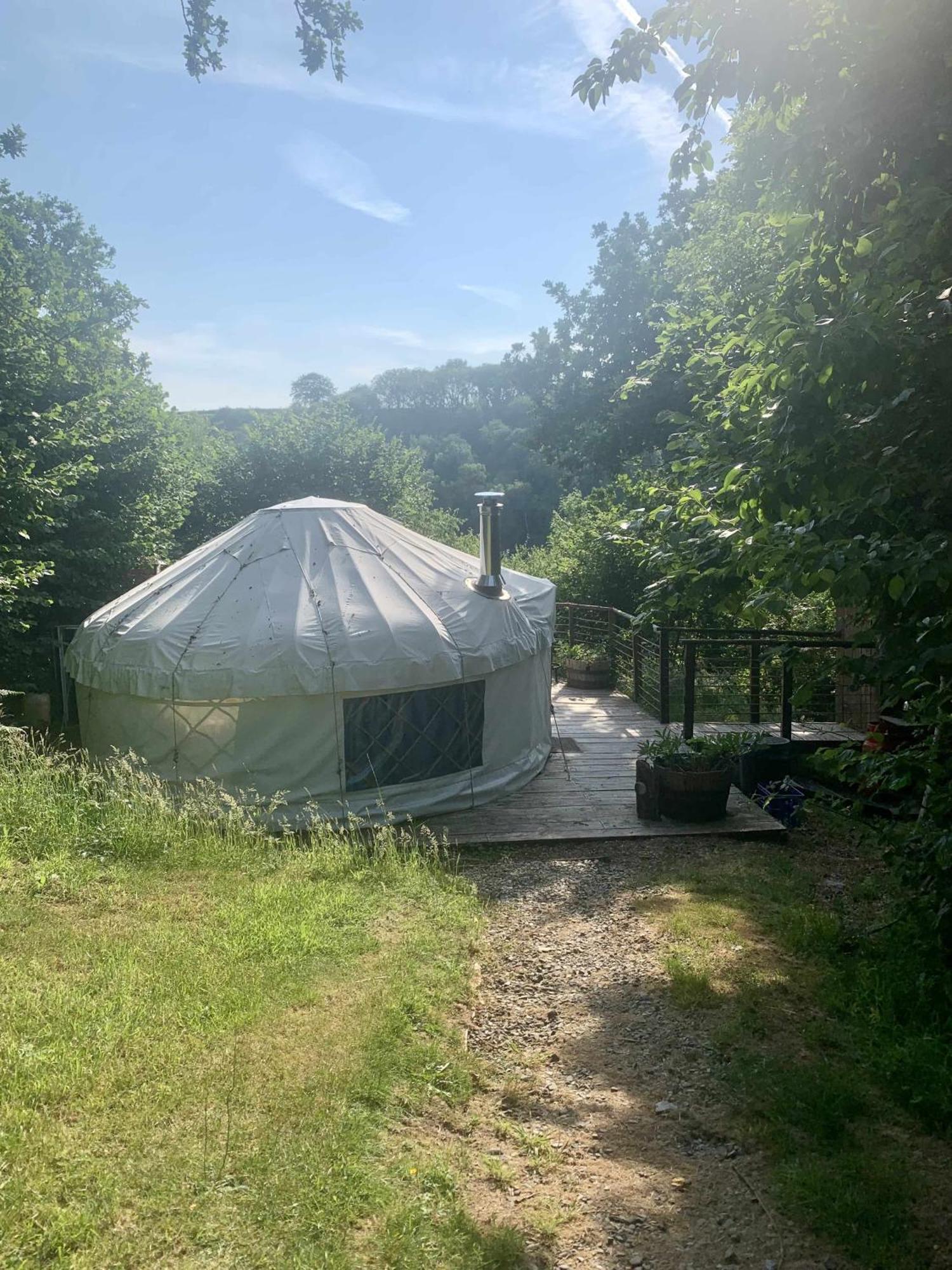 Hotel Ceridwen Glamping, Double Decker Bus And Yurts Llandysul Exterior foto